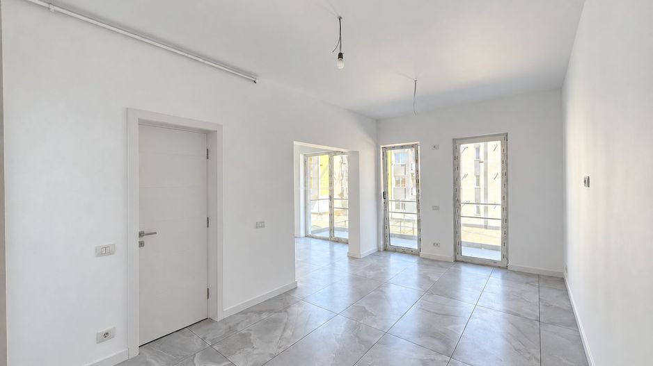 Bloc nou cu finisaje superioare. Etaj intermediar. Loc de parcare - Poză 1