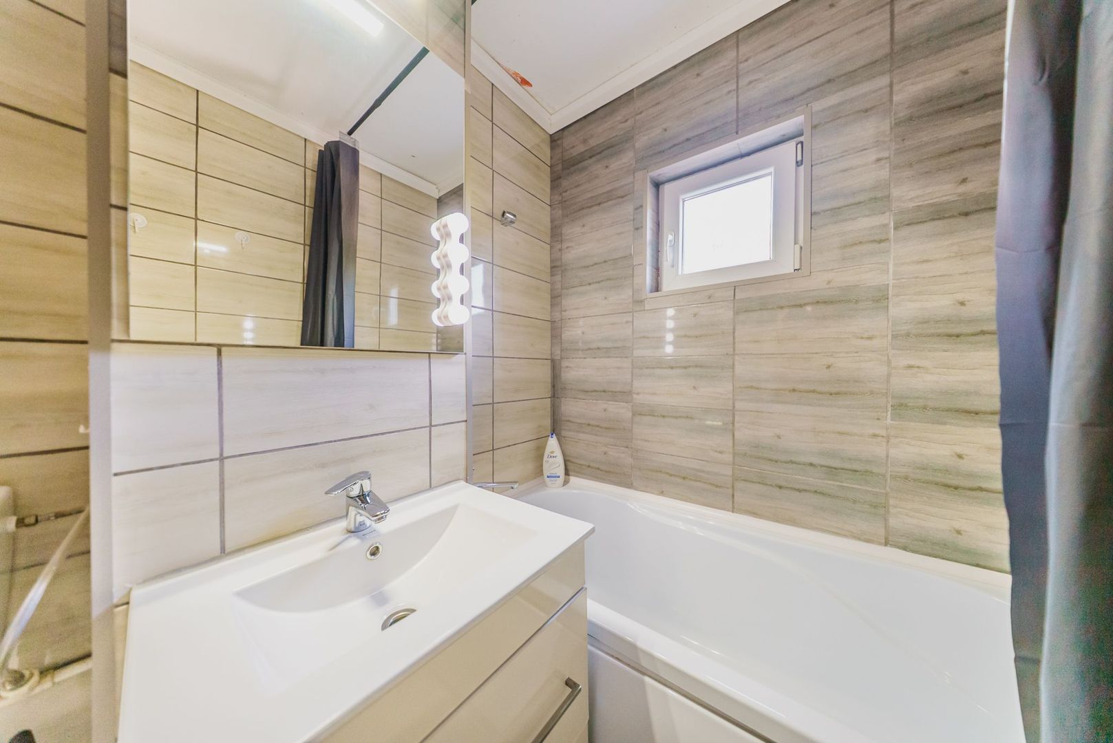 Apartament 2 camere, zona 300, decomandat, etaj 1 - Poză 9