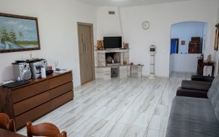 Casă de vânzare Furceni – 7 camere, teren 8.000 m - Poză 7