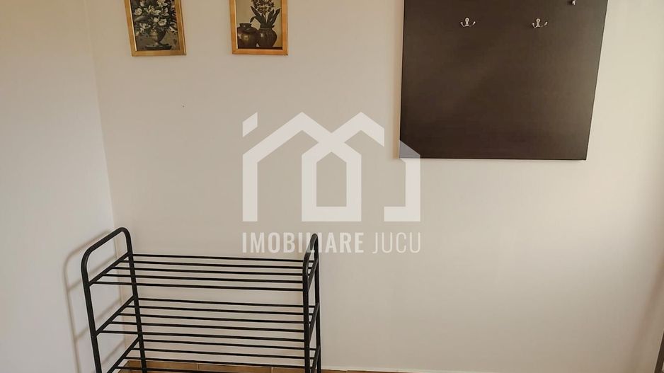 De Inchiriat Casa Individuala cu 3 camere, Garaj, Jucu de Mijloc - Poză 9