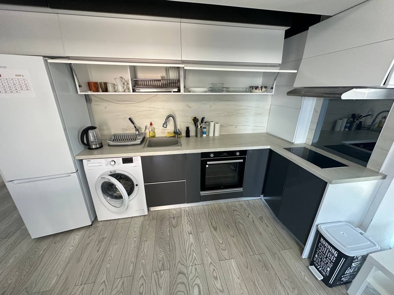 Inchiriez apartament 3 camere Faleză Dunării - Poză 9