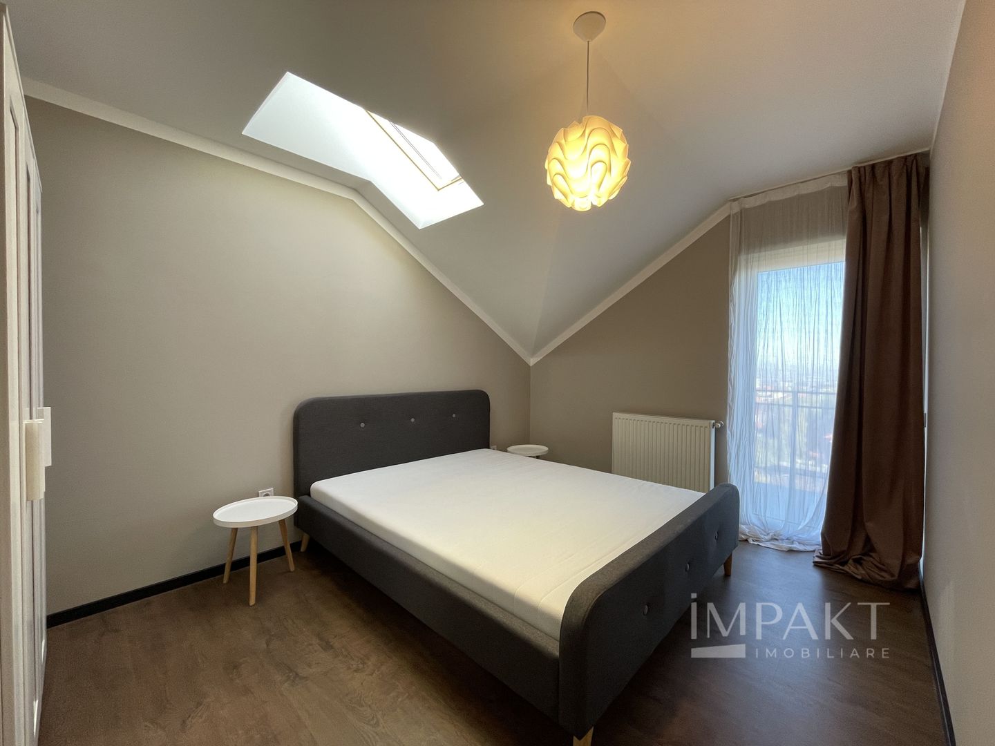 Apartament de închiriat cu 3 camere și parcare exterioară! - Poză 5