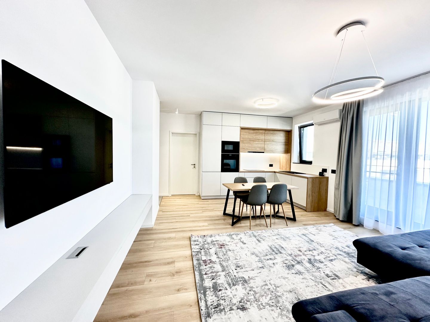 Apartament cu 2 camere de închiriat Kasper– Coresi - Prima închiriere - Poză 1