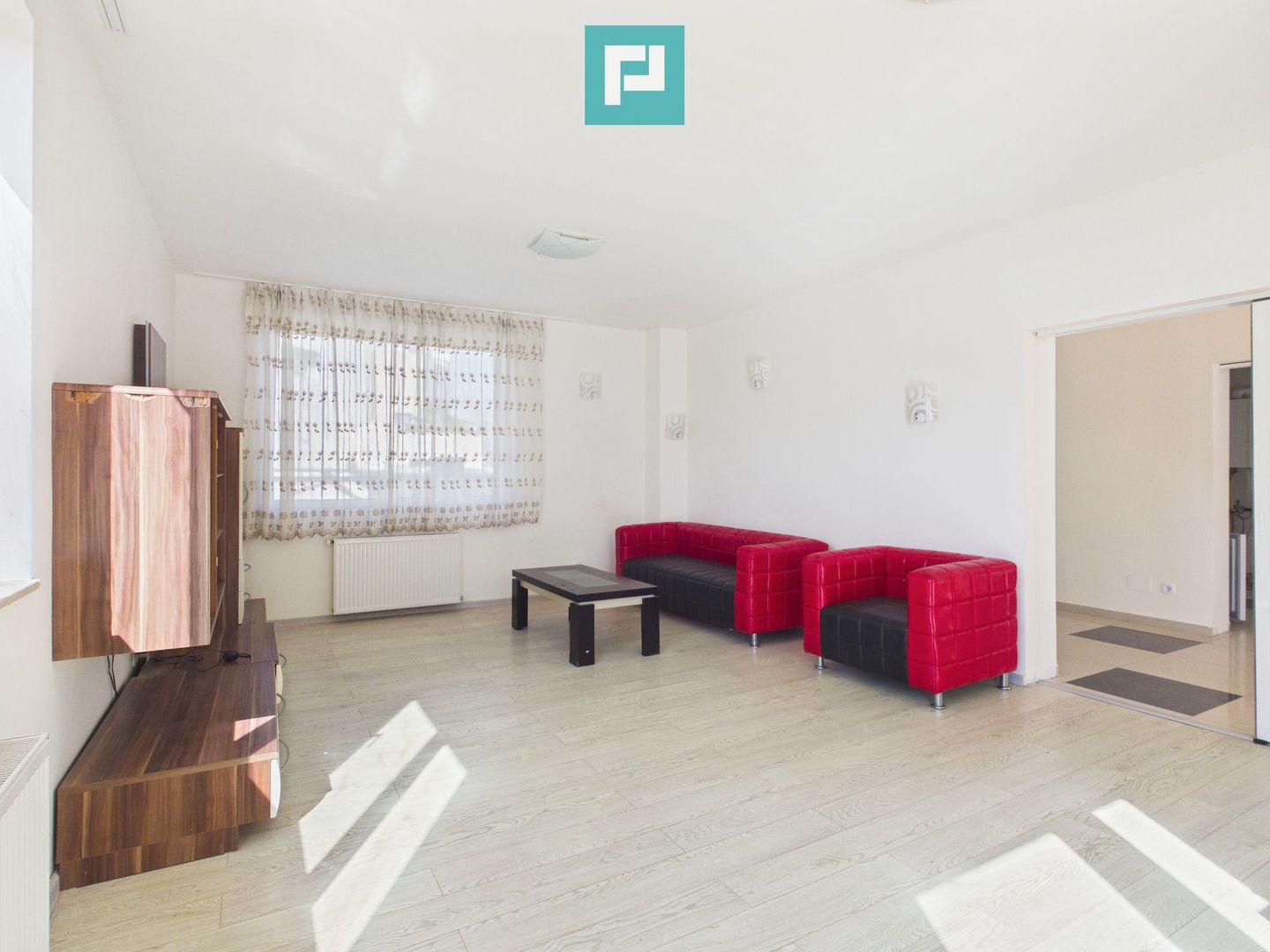 Casă individuală de închiriat – Moșnița Nouă - Poză 3