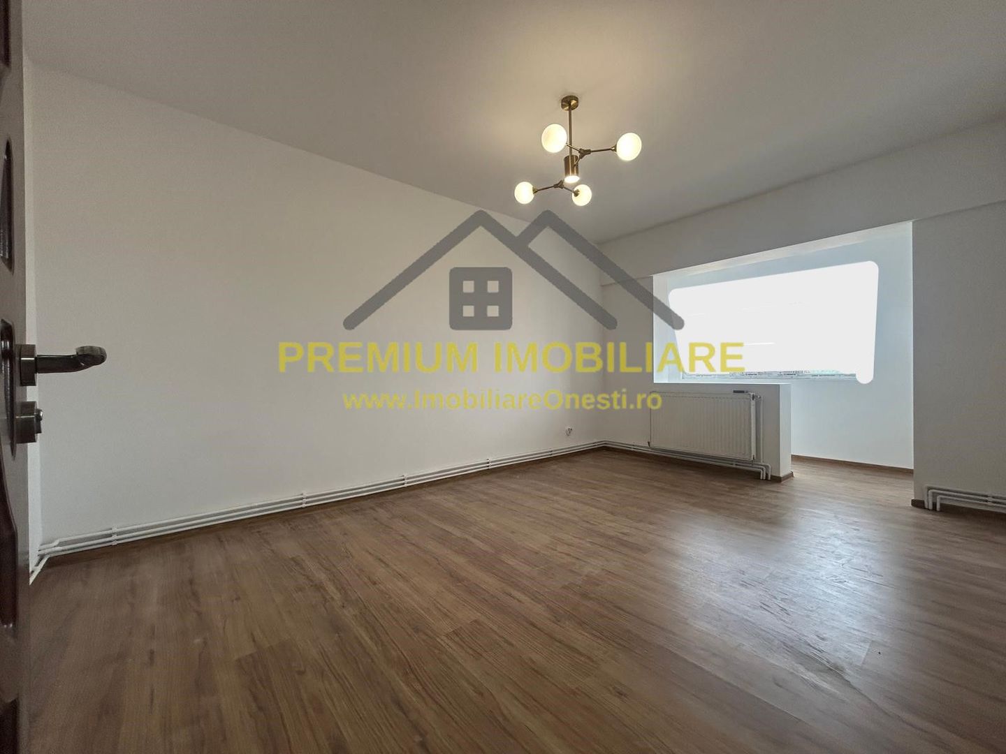 Apartament 3 camere  2 băi | renovat 2025 | parcare - Poză 2