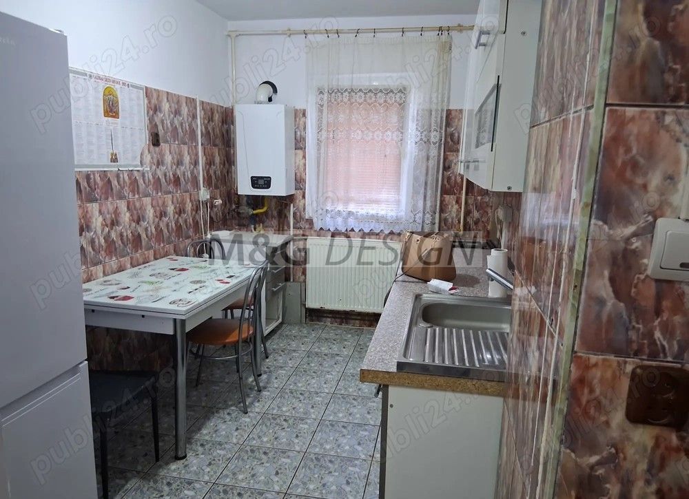 Apartament 3 camere Lipovei parter  cu centrala - Poză 1