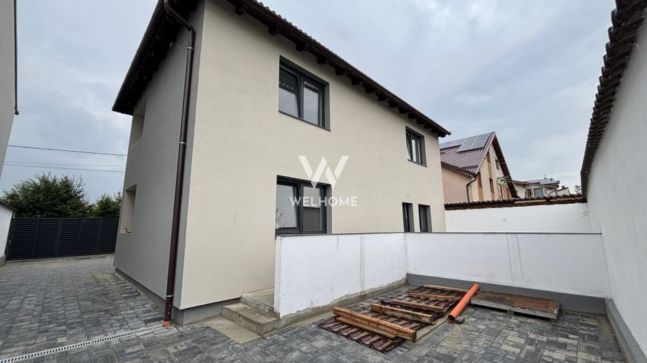 Casă INDIVIDUALĂ cu PIVNIȚĂ și POD în Sibiu - Poză 4