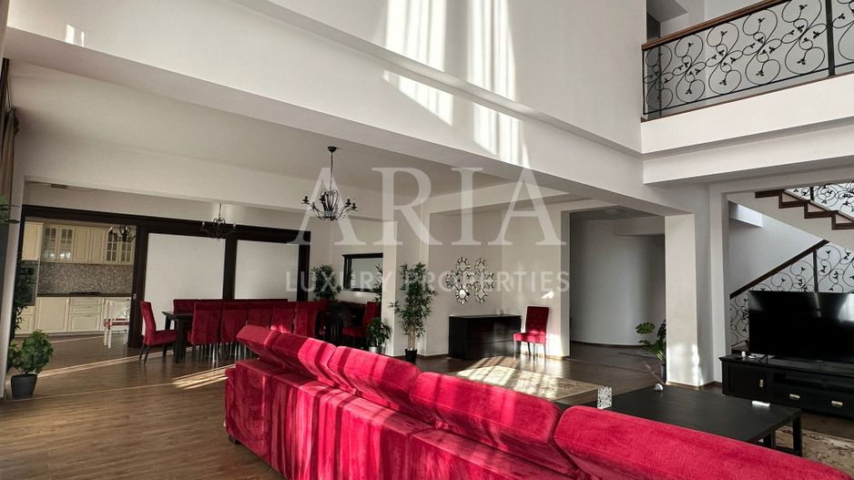 GRAND VILLA  PIPERA EROU IANCU NICOLAE - Poză 1