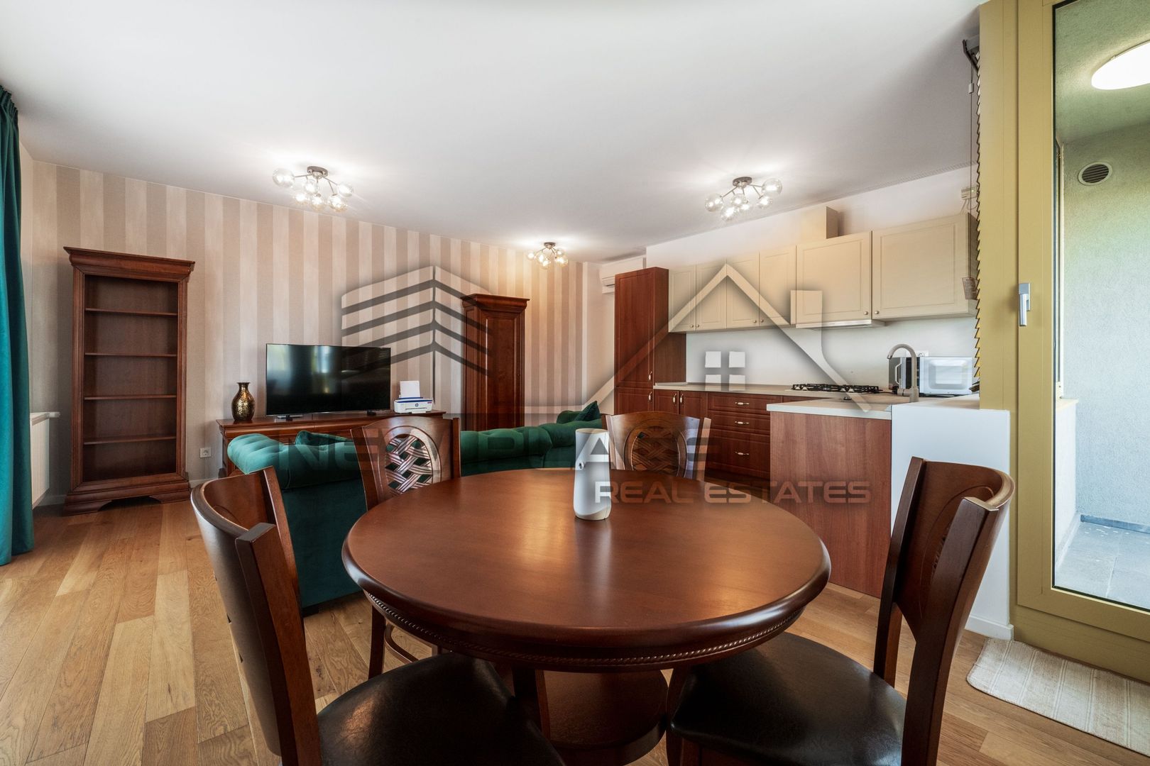 Aviatiei Park | Apartament deosebit | Vedere curtea interioara | Lux - Poză 5