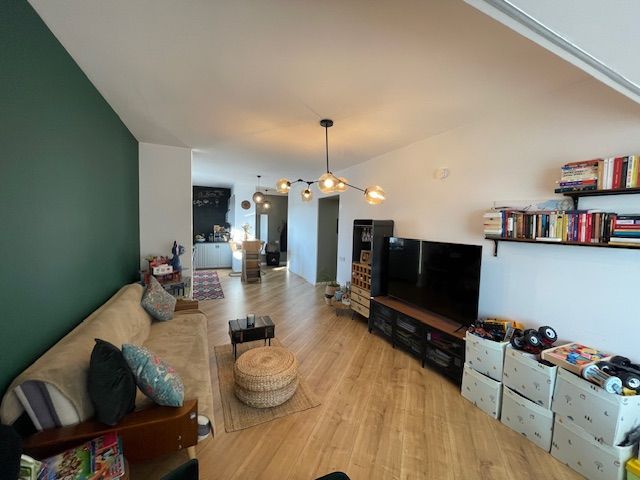 BEST CHOICE - Apartament 3 camere COMPLET MOBILAT SI UTILAT + parcare - Poză 3
