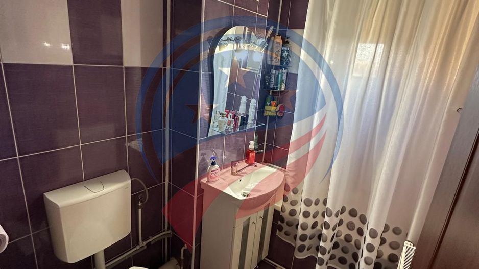 APARTAMENT 3 CAMERE, COMPLET MOBILAT SI UTILAT,  DE VANZARE - Poză 11