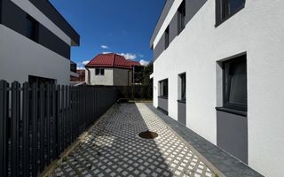 Casa tip duplex de vanzare, constructie noua, strada privata, Floresti - Poză 4
