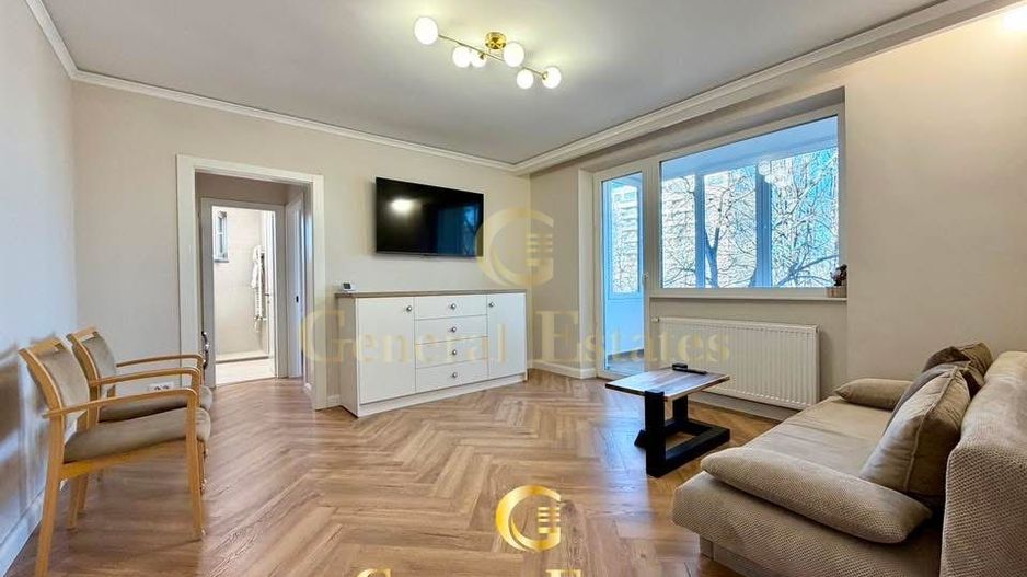 Vânzare apartament 3 camere — Copou | Zona Gaudeamus - Poză 1