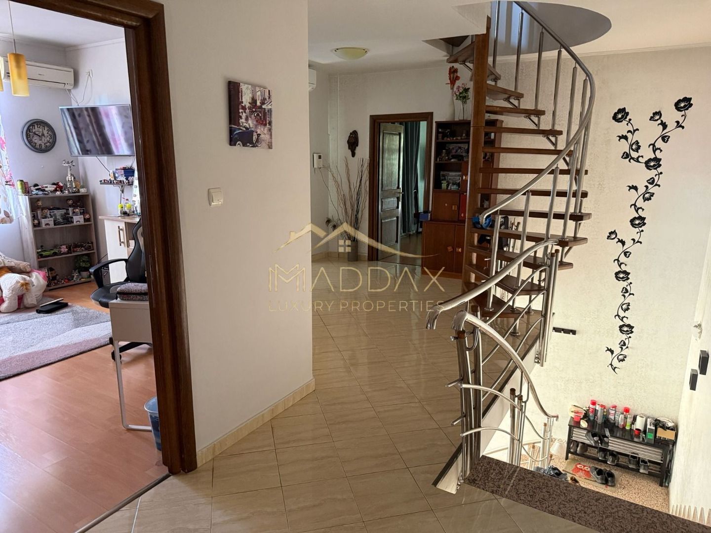 Vila Individuala P+1+M*  250 mp// Bucurestii Noi - Poză 12