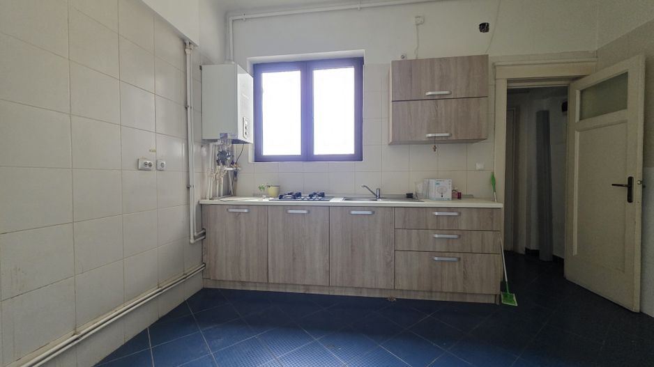 Apartament 4 camere de inchirat Armenasca Romana - Poză 21