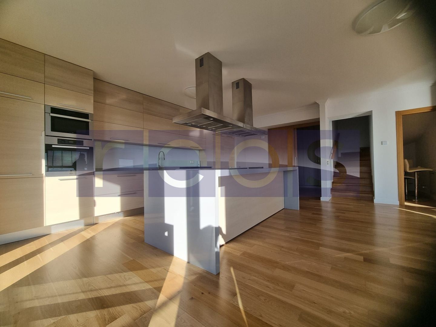 Vanzare penthouse cu view spectaculos in Complex Upground - Poză 17