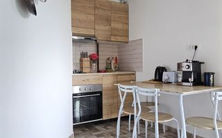 Apartament 3 camere Mamaia Nord – renovat complet, 3 balcoane, parcare - Poză 2