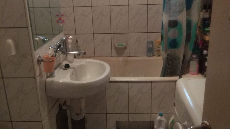 Ag EUROPA vinde apt. 2 cam. la etajul 4 in Carpati 2. - Poză 5