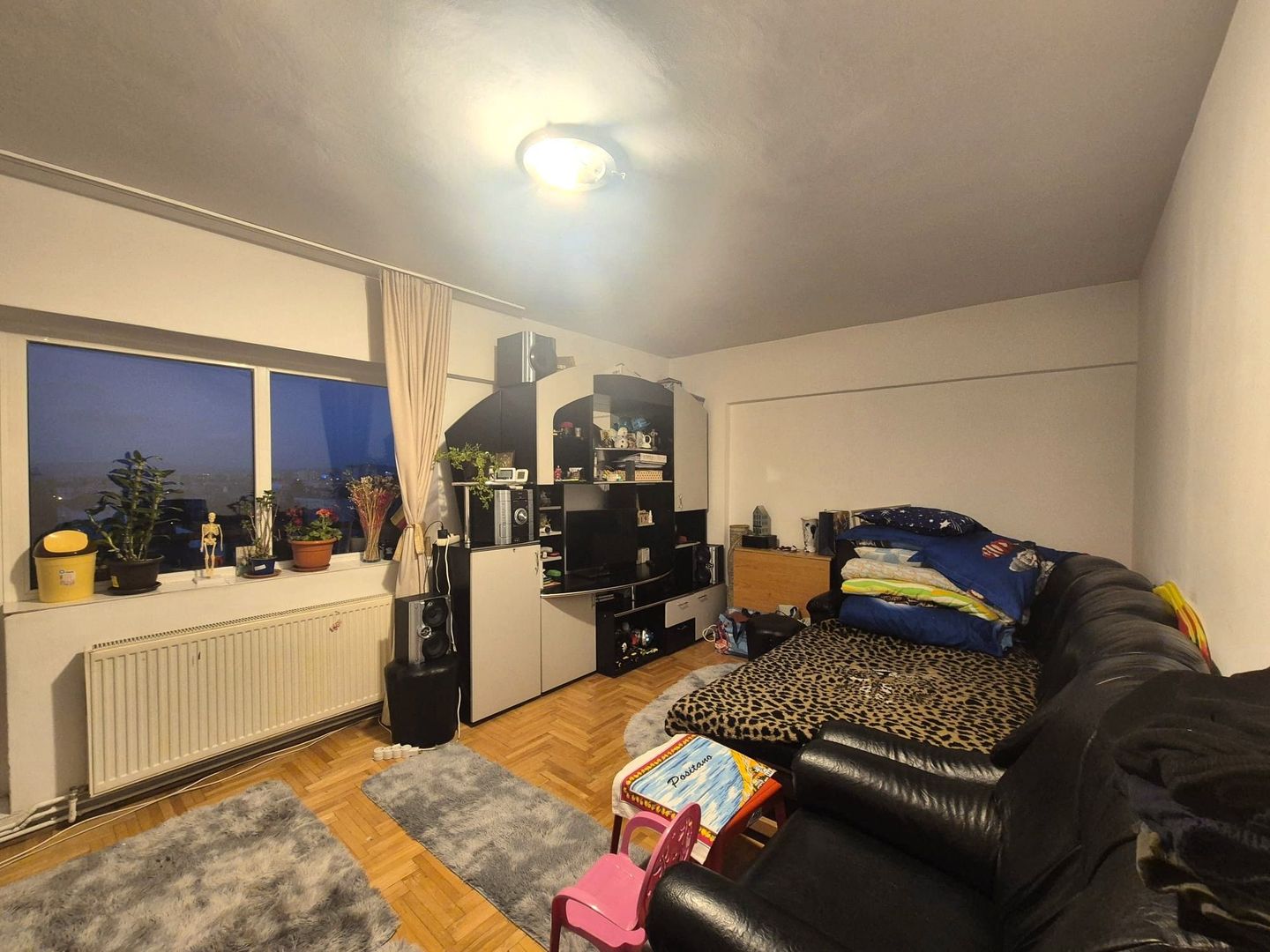 Zonă Centrală, bloc nou, apartament cu priveliște | 70 mp utili |  loc parcare - Poză 5