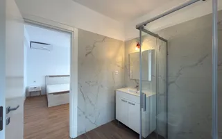 Vilă modernă cu 5 camere de închiriat în Corbeanca - Poză 23