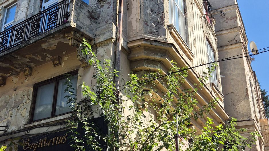 Apartament cu 2 camere 45,90 mp - parcul Carol - Poză 9