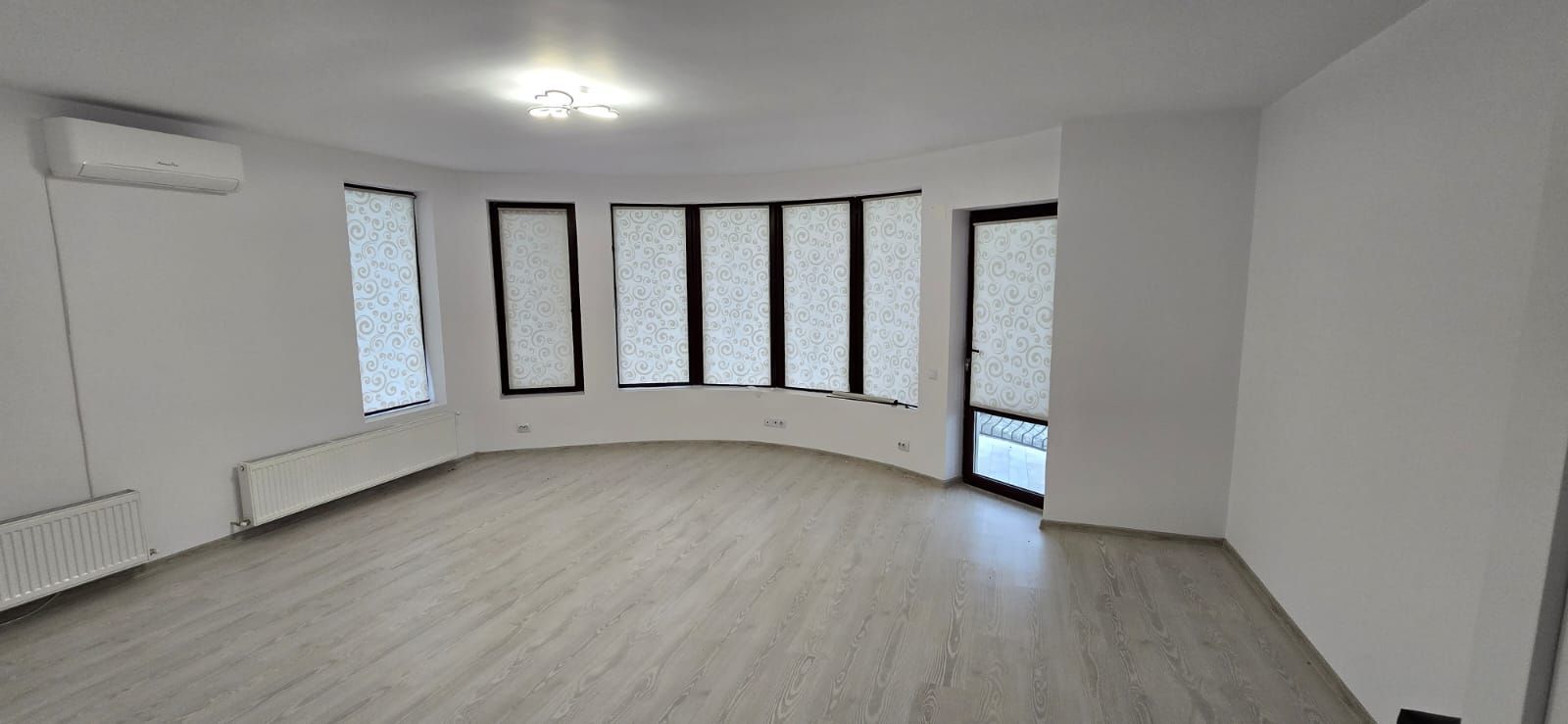 Casă De Închiriat  | Ideală Pentru Locuință Sau Afaceri - Poză 16