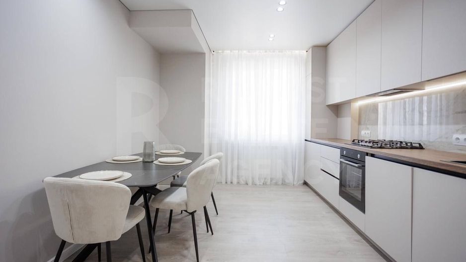Vânzare, apartament, 2 odăi + living, str. Ion Buzdugan, Buiucani - Poză 6