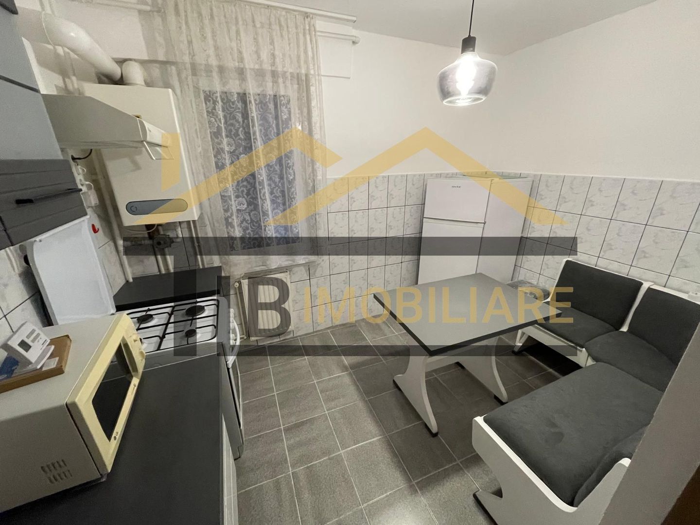 Apartament cu 4 camere, 85mp, Zona Fortuna - Poză 8