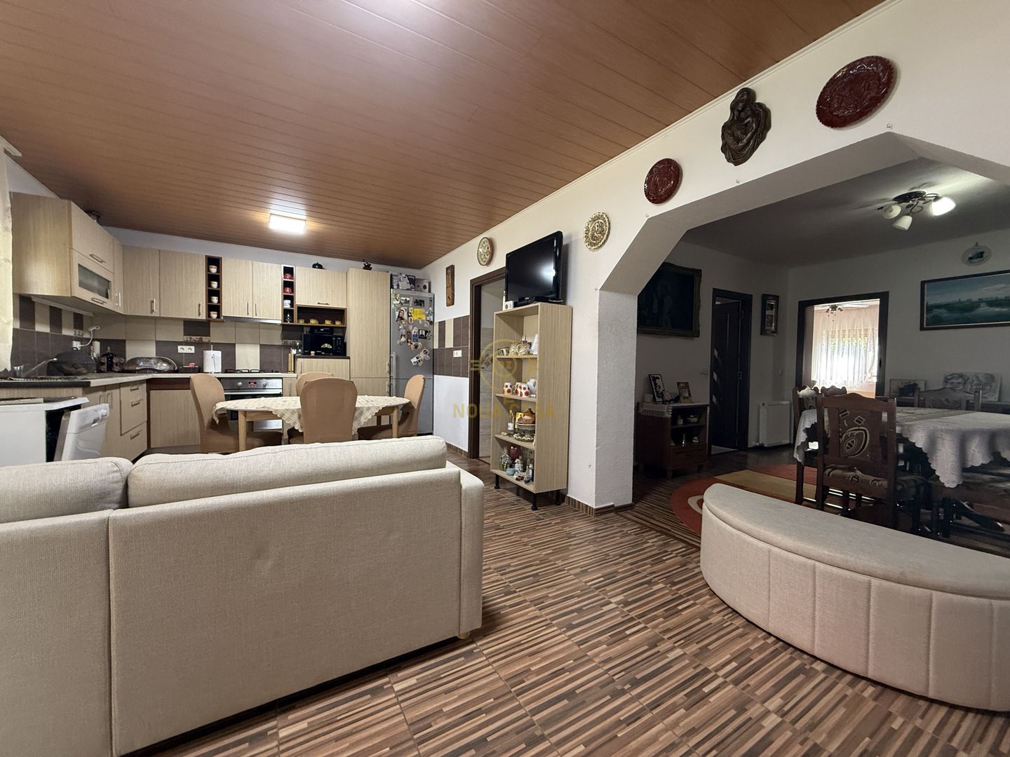 De vanzare Casa cu 4 camere si teren de 4.839mp/Utilata/Mobilata - Poză 6