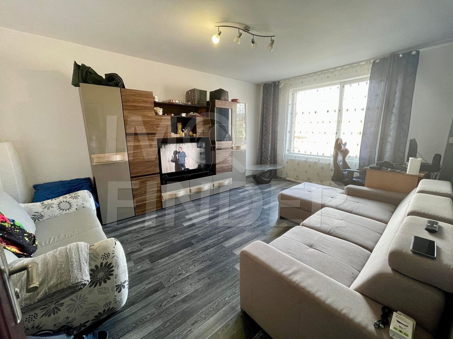 Vânzare apartament o cameră , Borhanci - Poză 3