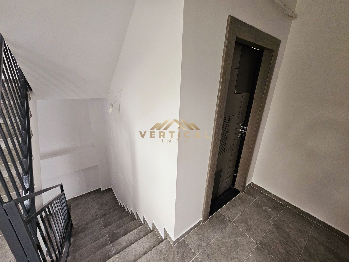 Apartament 2 camere in centrul comunei Berceni - Poză 7