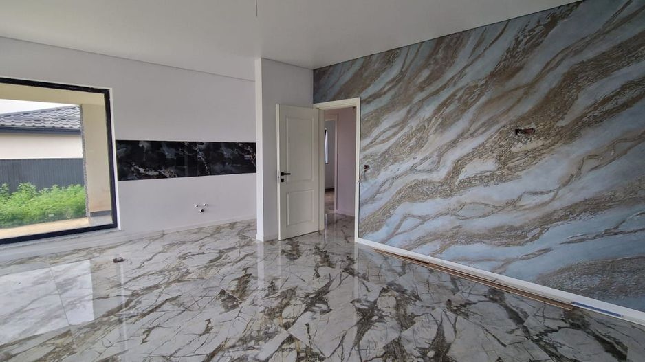 Casa 3  camere INTABULATA 70 mp.  Bucium Visan 140000 euro - Poză 1