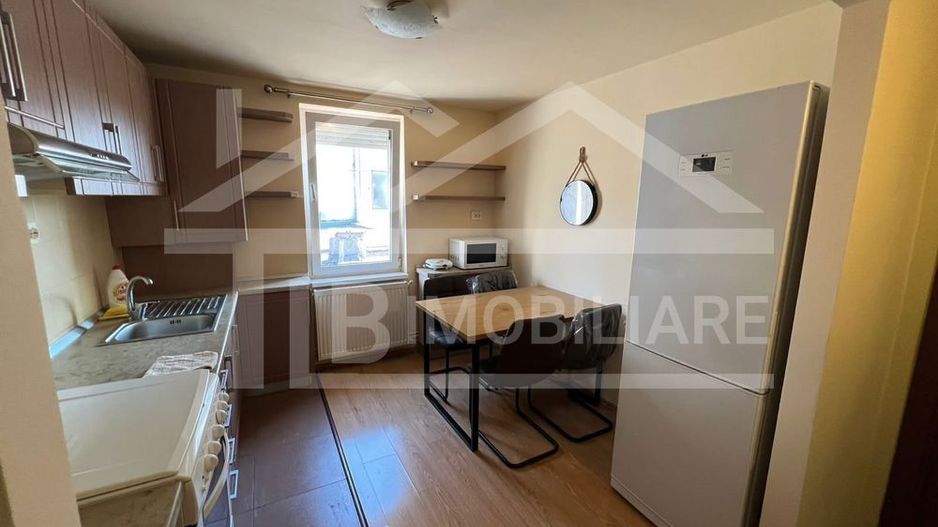 Apartament cu 3 camere, 80 mp, decomandat, Zona UMFST - Poză 4
