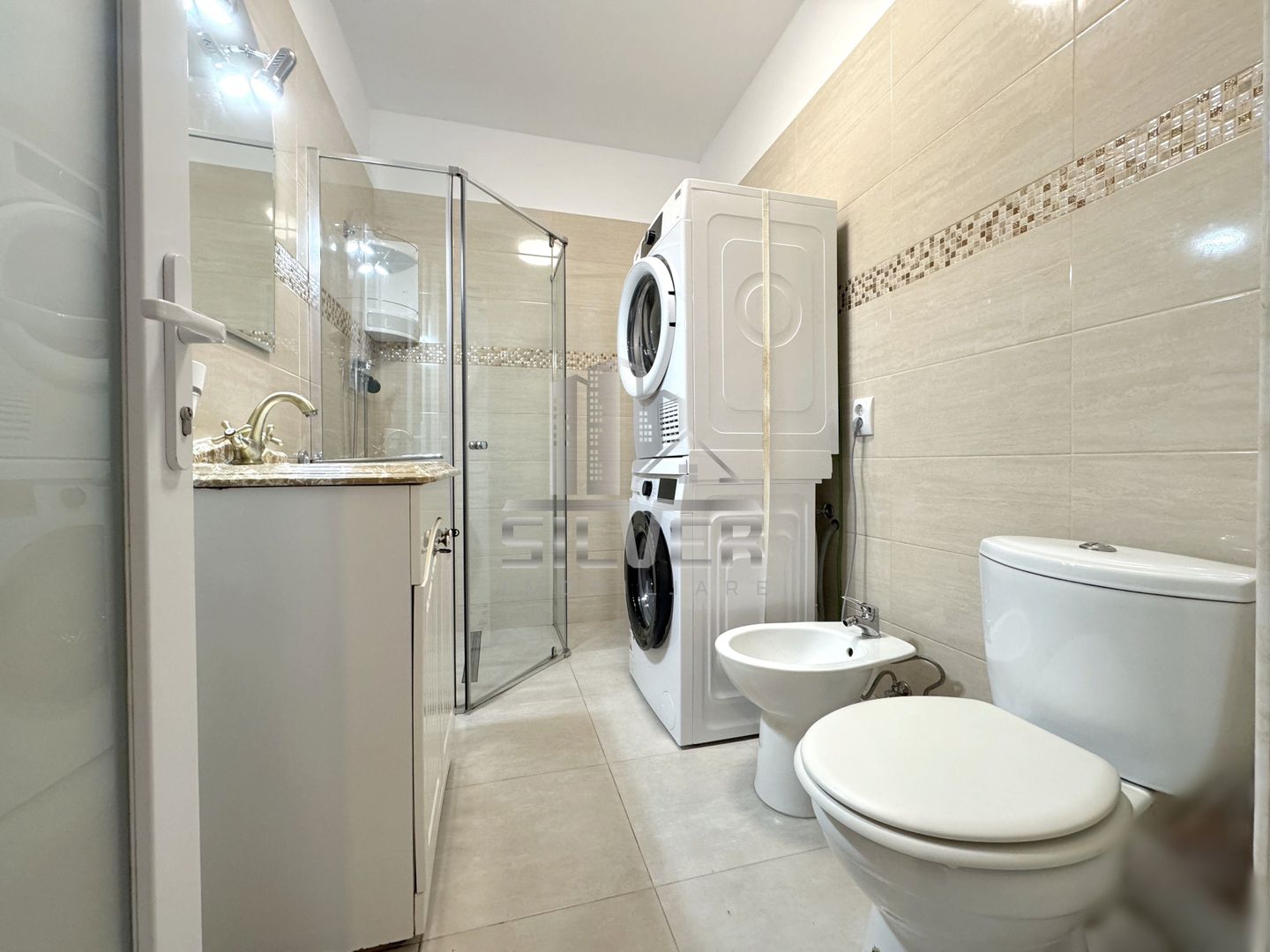 Apartament cu 3 camere la cheie! - Poză 5