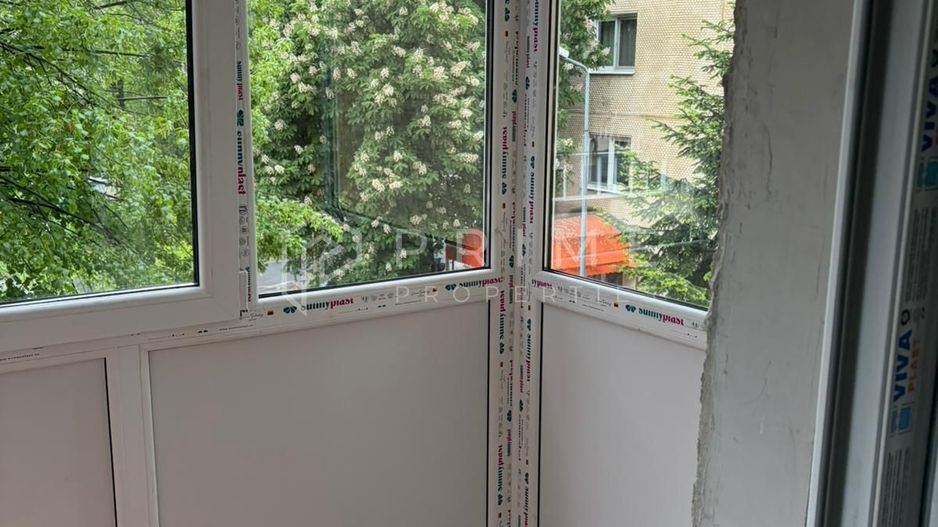 Apartament cu 3 camere, etaj 2 – Zona Dâmbul Pietros - Poză 10