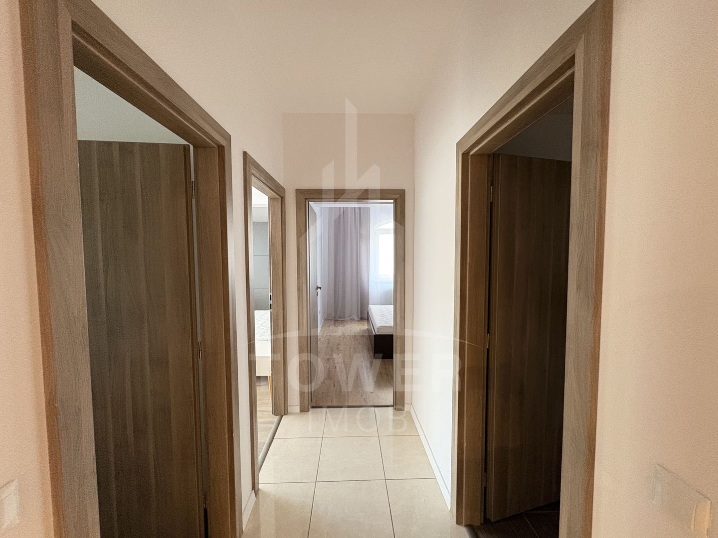 Apartament de Lux cu 3 Camere pe Str. Oituz – Garaj & Terasă - Poză 11