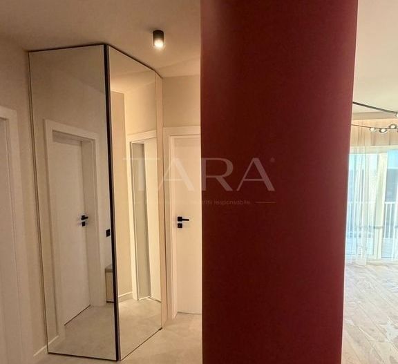 Vând apartament 2 camere mobilat, utilat - Poză 9