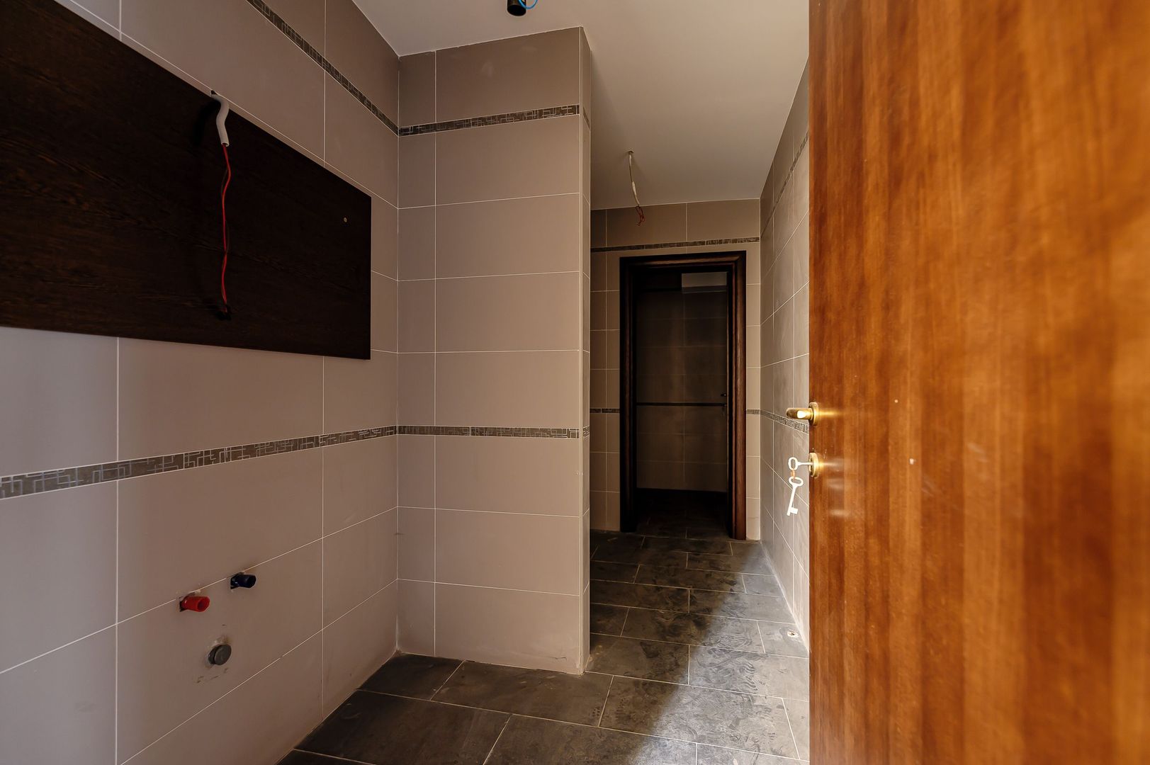 Clădire comercială în zona Grădiște. - Poză 49