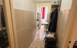 1 camera Blasovici etaj 1 - Poză 5