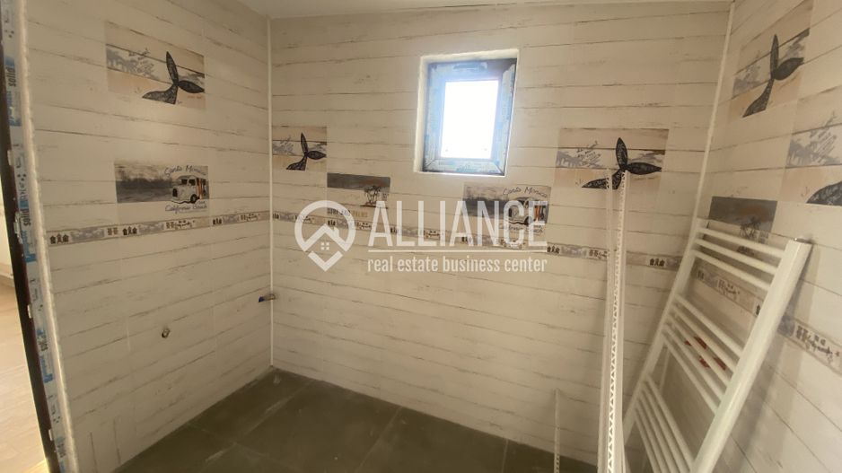 VALU LUI TRAIAN(COD 07) -Casa P+M 5 camere cu teren de 300 mp - Poză 22