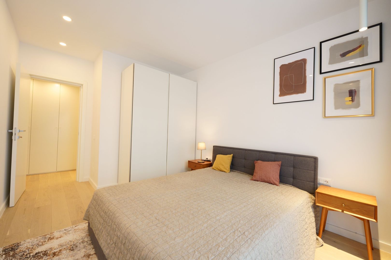 2 Camere + Gradina + Parcare, Nusco City, Aviatiei, Herastrau - Poză 7