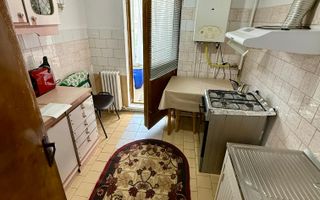 Rond Zimbru - Apartament cu 3 camere decomandat - Bloc dupa 1980 - Poză 5