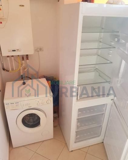 Garsonieră de vânzare în Valea Adâncă, utilată și mobilată complet, cu aer condiționat - Poză 3