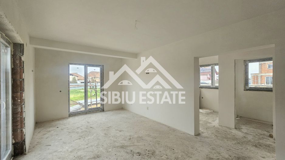 Casa noua in Sibiu, 4 camere, terasa - Poză 7