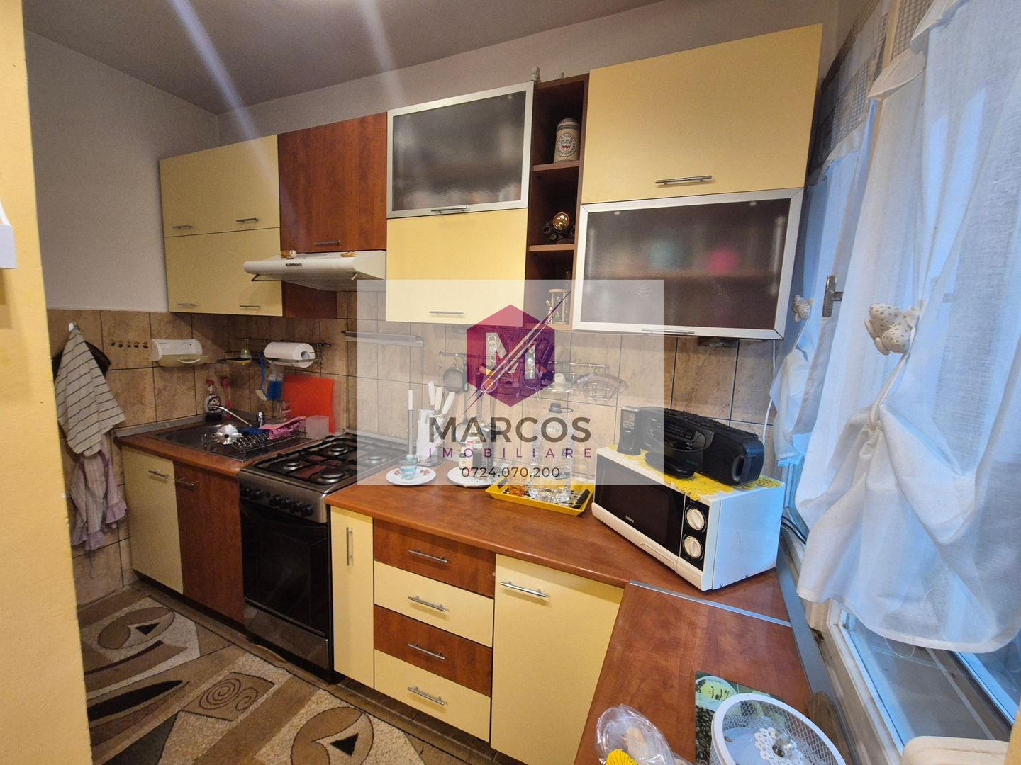 Vand casa 2 camere Moroasa - Poză 4