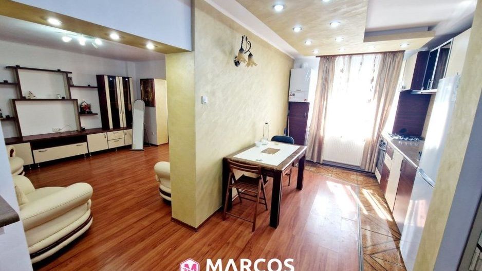 Apartament 3 camere, et.3, Micro 4, ID 1021 - Poză 3