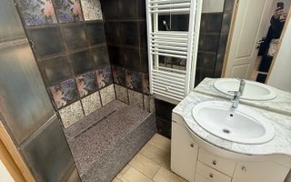 Corp casa de 5 garsoniere mobilate/utilate - zona Brașovul Vechi - Poză 13
