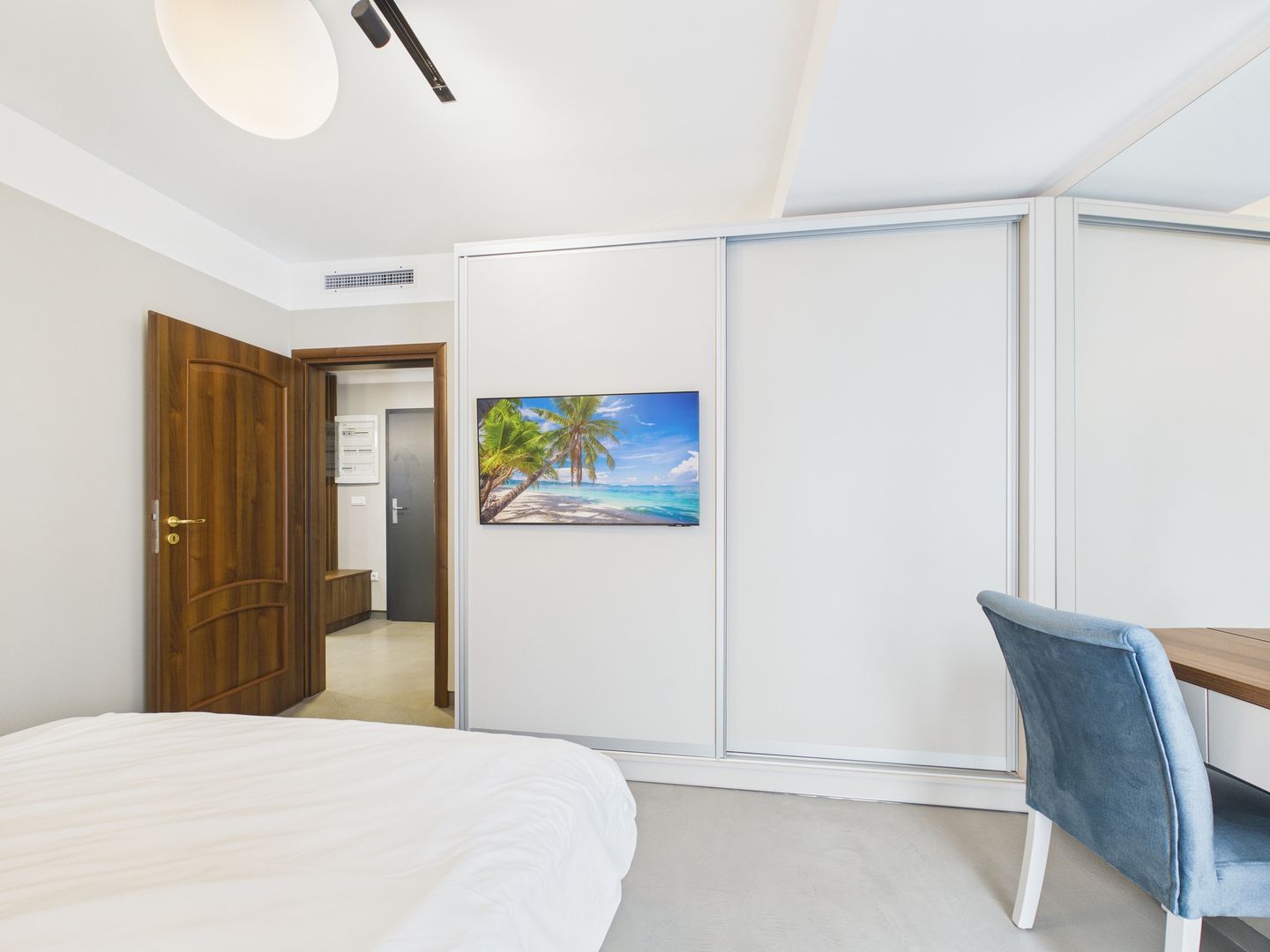 Apartament cu 2 camere, de inchiriat Bloc Teglia - Zona Decebal - Poză 6