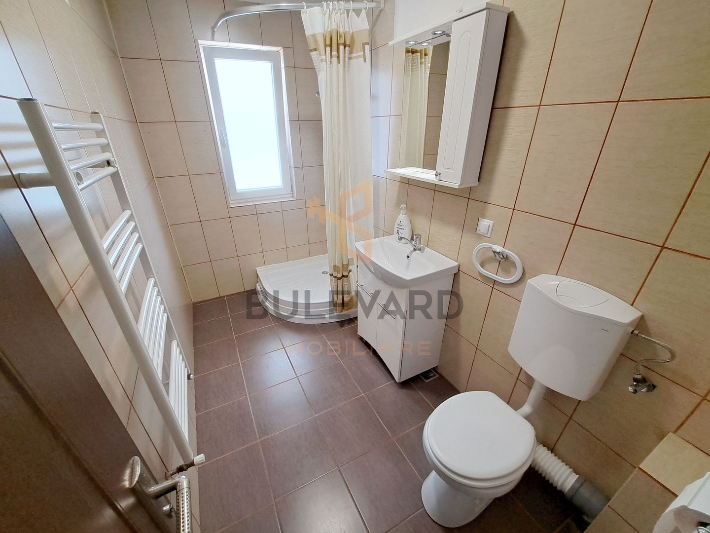 Comision 0. Apartament 2 camere strada Sesul de Sus! - Poză 10