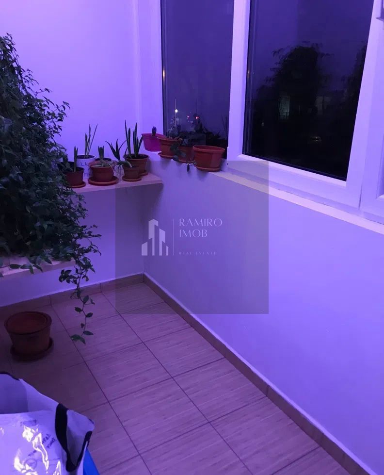Apartament  3 camere etaj 1 decomandat Brancoveanu/2 loc parcare - Poză 4